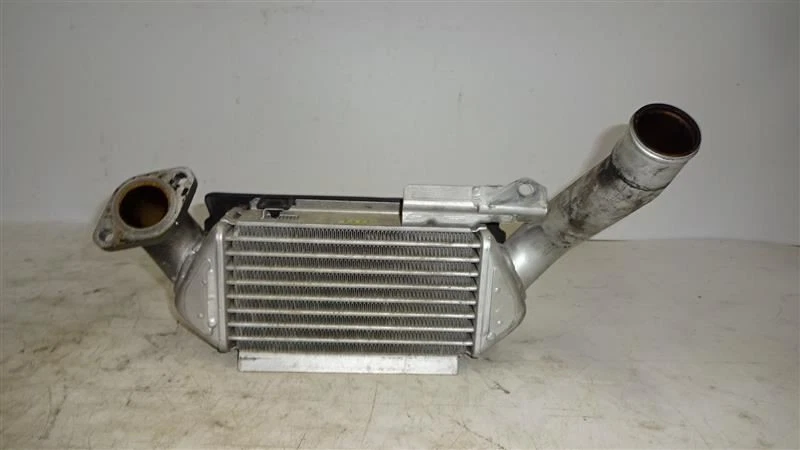 Front Intercooler 2300cc Fits 97-02 MAZDA MILLENIA 658993 - Image 2 of 4