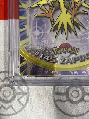 CGC 7.5 RARE Topps Specta-Chrome Pokemon 145 Zapdos TV Movie Holo