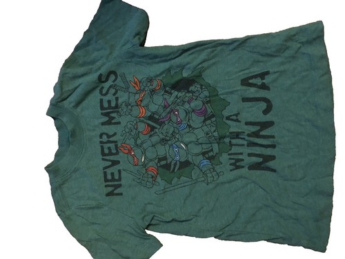 T-Shirt Compleanno 15 Anni Ragazza - 'AWESOME 15 Year Old' - 100% Cotone, Nero, Buzz Shirts
