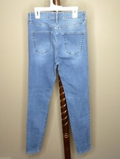 Wild Fable women's 4 - 26"W x 28.5"L denim skinny jeans high-rise distressed