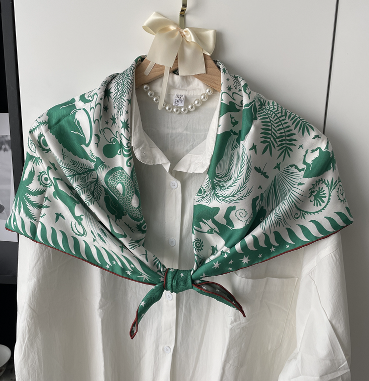 Pure 18 Momme Twill Silk Scarf Bandanna Animal Print Square Shawl 35 Inches