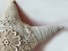 vintage star pillow with crochet flowers appliqué — photo 5