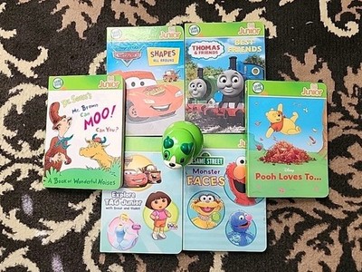 LeapFrog Tag Junior Reading System Green/White Tag Jr & 6 Books