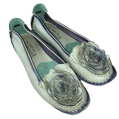 L' ARTISTE By Spring Step Sz 40 US 9.5 Dezi Green Leather Flats Shoes Floral