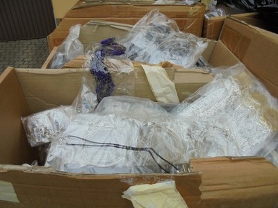Restposten Modeschmuck 1 Karton 2kg  Modeschmuck Bastelpaket Lagerräumung