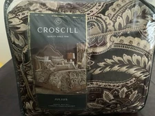 Croscill Home Julius Red Gold Jacquard Queen Comforter Set 4pc New