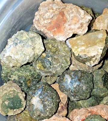 JoNGD: 2 LB LOT = 11 to 16 Uncut Mixed Thunder Egg HALVES Oregon Rough Geode