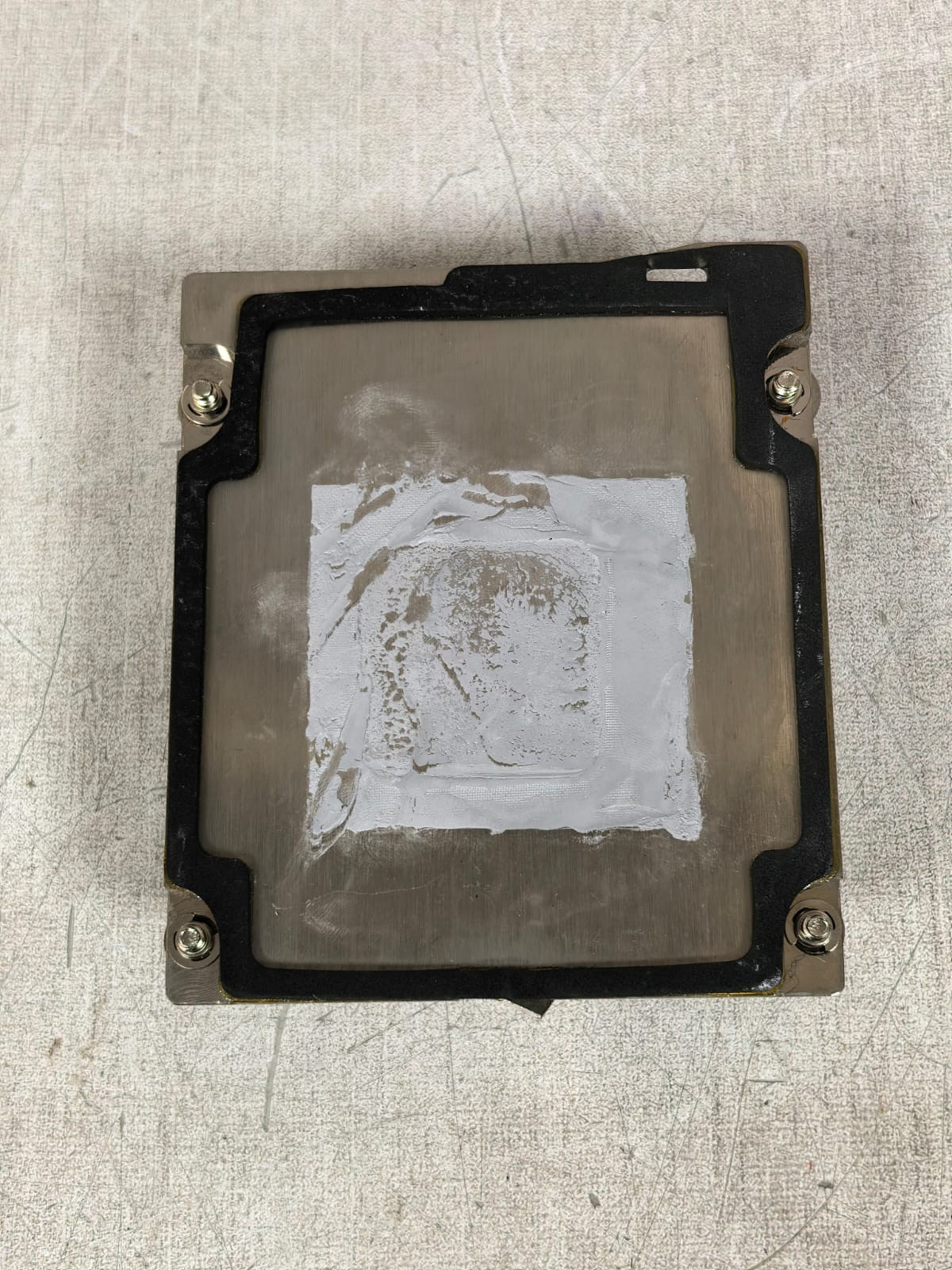 HP 410713-001 HP 410713-001 SPS-HEAT SINK (41874-001) 11