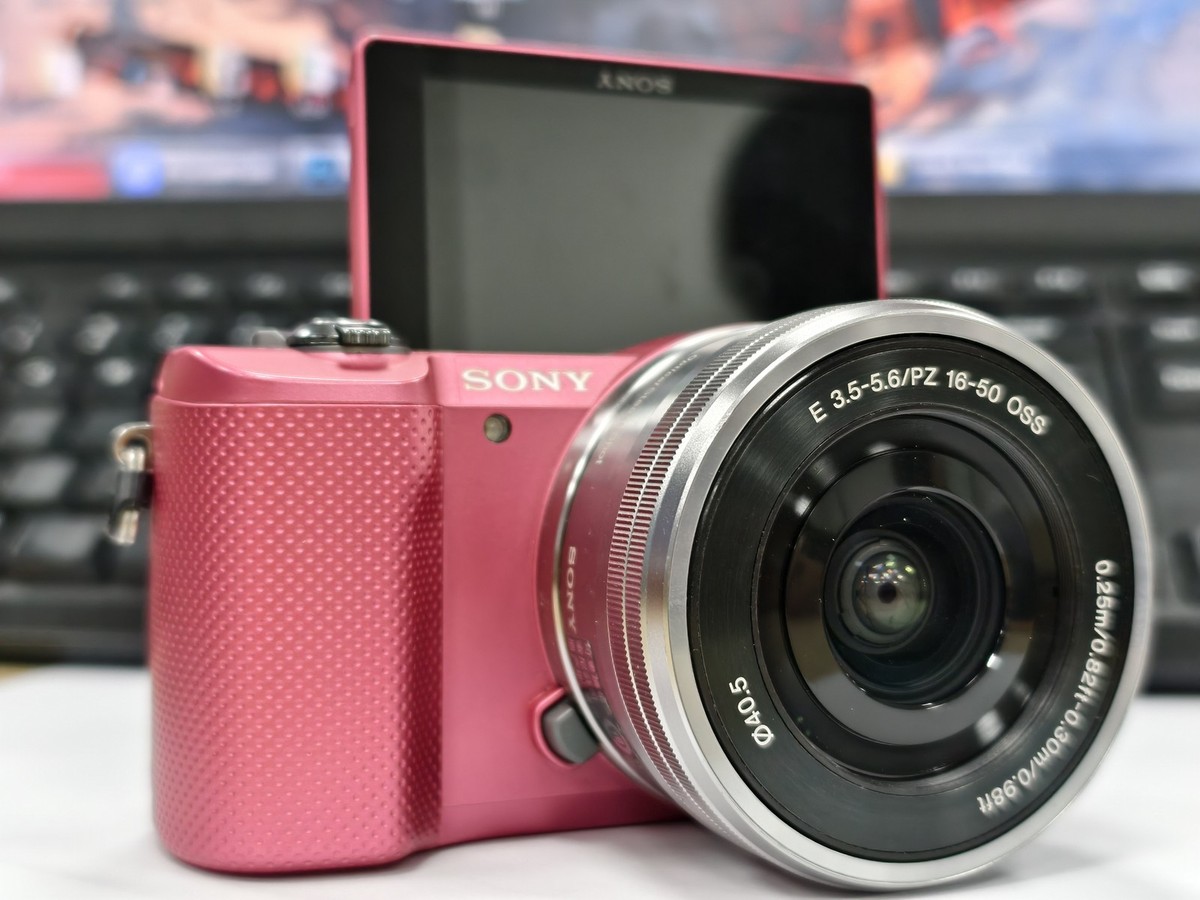 Sony Ilce 5000 Mirrorless Sony A5000 Portrait Sony Alpha A5000