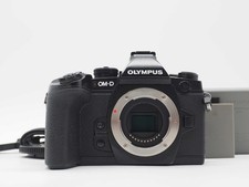 Olympus OM-D E-M1 16.3MP Digital Black Body Only 13668 Shots Exc Z6473A