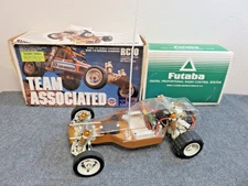 *RARE* Vintage Collectable Team Associated RC10 Gold Pan with box + Futaba Radio
