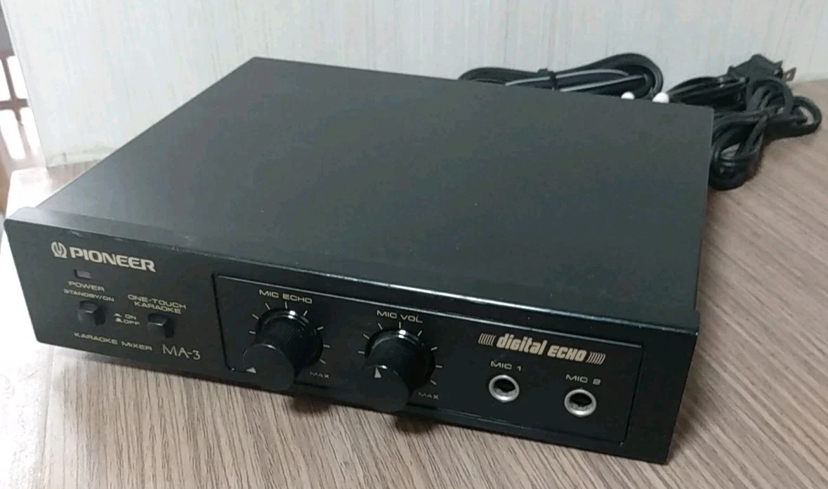 Pioneer MA-9 Mic - Karaoke Mixer / Echo / Key Control 1990