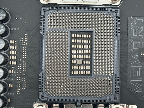 ASRock Z890 Nova WiFi LGA 1851 Intel SATA 6Gb/s ATX Motherboard READ/FOR PARTS - Afbeelding 8 van 9