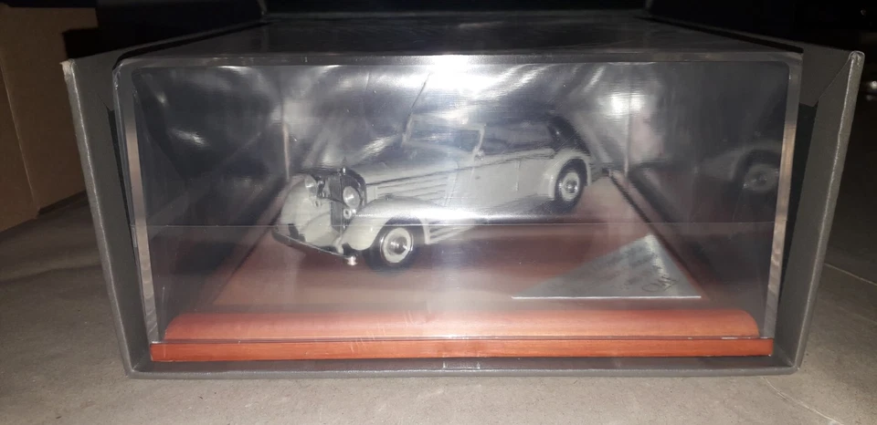 CMF 1/43 Maybach DS8 Stromlinien Cabrio Spohn CMF43015 nuovo - Immagine 2 di 4