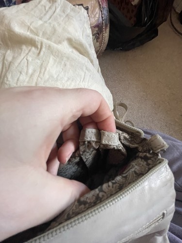 Aunts And Uncles Cross Body Bag Grey - Picture 13 of 14