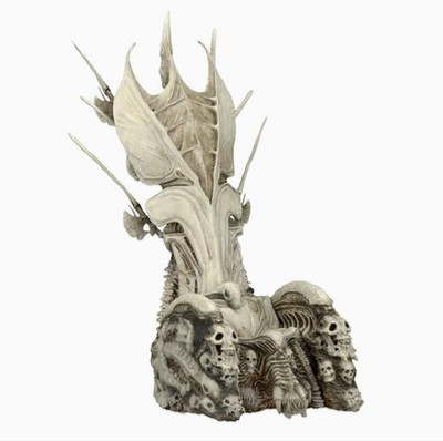 Predator Alien Bone Throne Figure Model Statue Ornament Cosplay Toy Holiday Gift