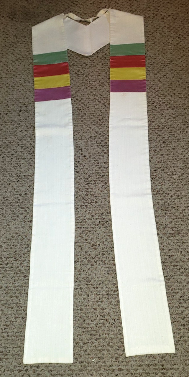 OFFICIANT PASTOR CLERGY STOLE HAND MADE WHITE W/PASTEL RAINBOW SHADES DETAIL