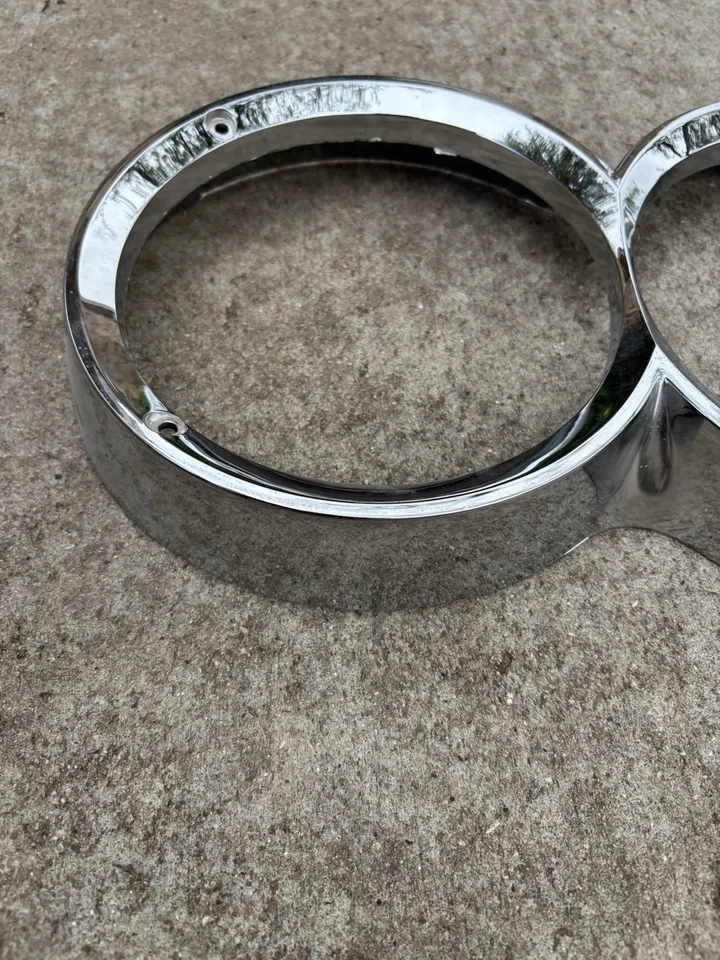 Pontiac Catalina 1959 bisel de faros 5949821 Foto 2 de 4