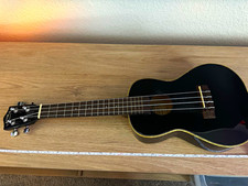 Lanikai U-21GCEBK 4-String Black Gloss Mahogany Acoustic Ukulele w/ Bag