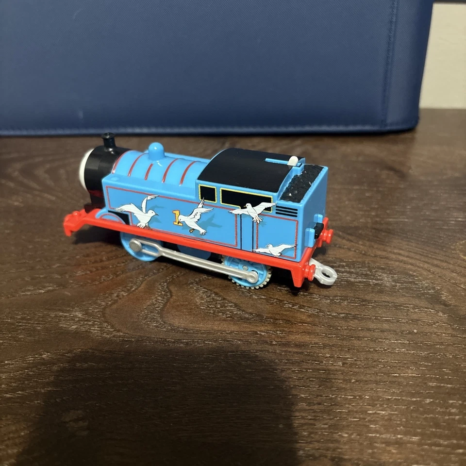 Seagulls Seashore Thomas the Train Motorized Trackmaster Tank Engine Tested - Image 3 of 4