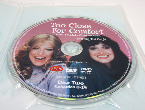 Too Close for Comfort: The Complete First Season (DVD, 2004) [Ted Knight] - Picture 8 of 11