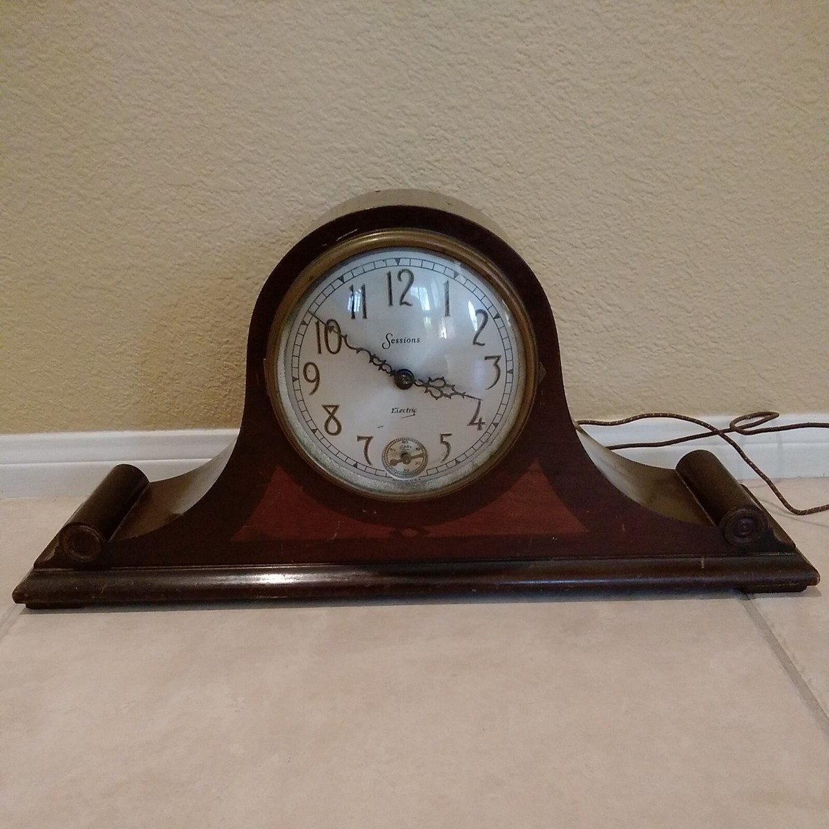 Vintage Large Sessions Electric Wood Mantle Clock Chapel Chimes No