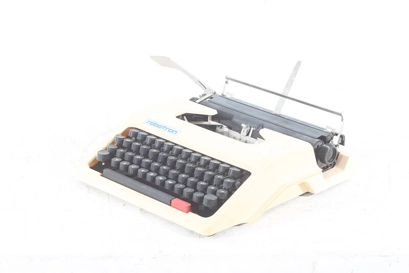 alte Schreibmaschine Reiseschreibmaschine Koffer Robotron Cella 1001  Requist - Bild 3 von 4