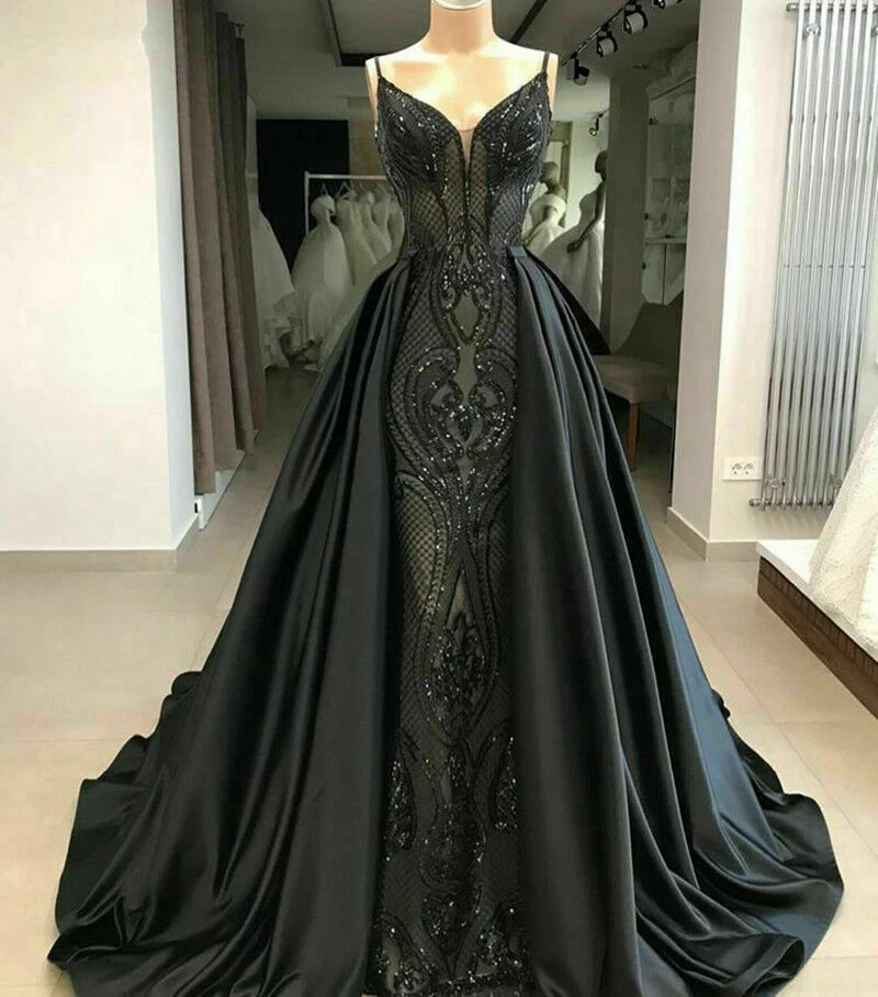 Gorgeous Mermaid Gothic Black Wedding Dress Detachable V Neck Satin Bridal Gown - Image 3 of 4