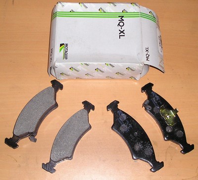 KIA MENTOR 1.5 / 1.6 FRONT BRAKE PADS -  VXL178