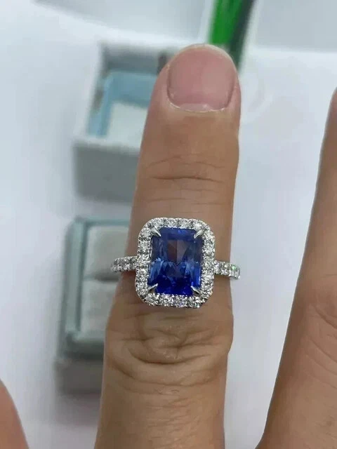 Lab Created Saphir 3,20 kt Smaragdschliff Halo Ehering 14 K Weißgold vergoldet