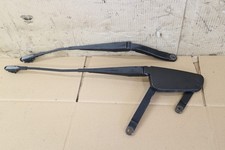 Mercedes ML W164 Scheibenwischer Vorne links rechts A1648200640 A1648200540 =V Mercedes ML W164 Scheibenwischer Vorne links rechts A1648200640 A1648200540 =V