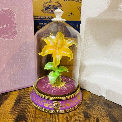 Disney store Tangled Rapunzel 10th Anniversary Magic Flower Led Light Lamp