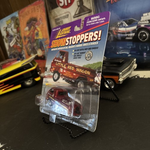 Little Red Wagon Wheelstander Drag Truck Johnny Lightning 1/64 Preowned 1997 - Picture 5 of 6