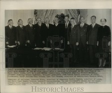 1953 Press Photo President Eisenhower & Members of His Official Family