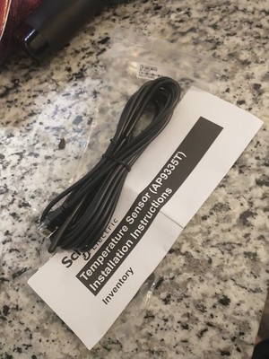Schneider Electric / APC Temperature Sensor / AP9335T