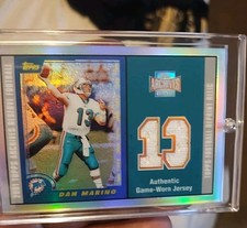 2000 TOPPS - ARCHIVES RESERVE FOOTBALL - DAN MARINO RELIC GAME-WORN JERSEY #40