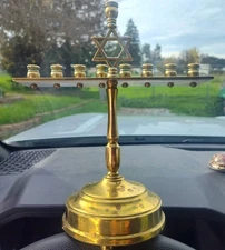 VTG Judaica Solid Brass Chanukkah Hanukah Menorah 9 1/2 " High 9 Candles Musical