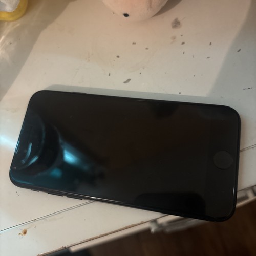 Apple iPhone 7 - 32GB 128GB 256GB - ALL COLORS Unlocked AT&T Verizon T-Mobile