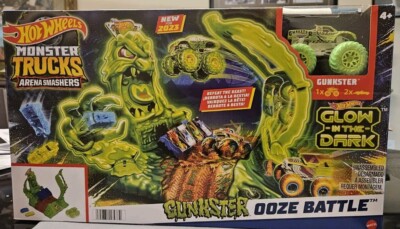 LOT 3 Hot Wheels Monster Trucks Arena Smashers GUNKSTER BONE SHAKER TIGER SHARK!