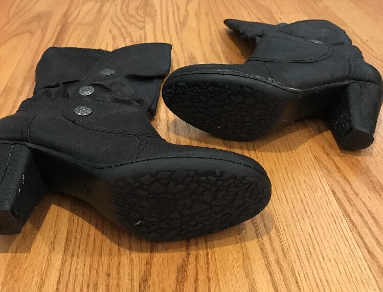 Bare traps shop black booties