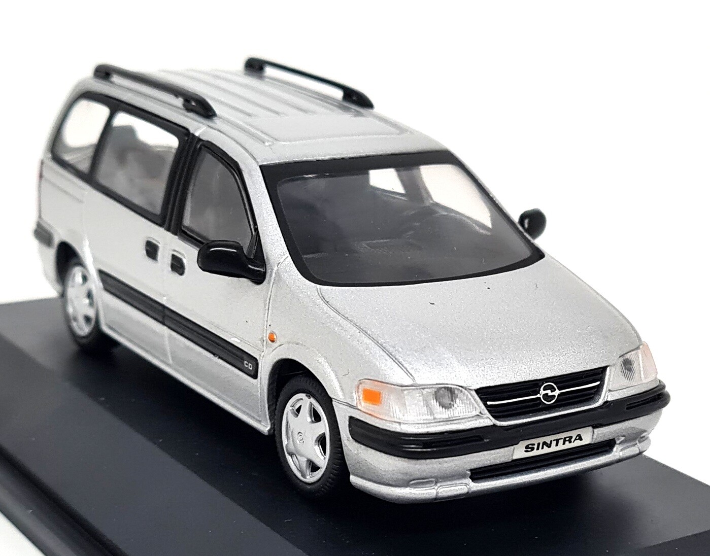 Schuco 1/43 Opel Sintra Silver Diecast Scale Model Car
