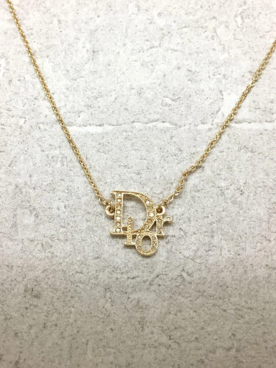 Dior necklace that says dior deals