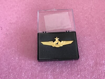 NOS Primaris Airlines Pilot die cast Wings Johnsons 