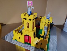 1979 Lego Yellow Castle Vintage 375 / 6075 Complete Mint Collectors Condition