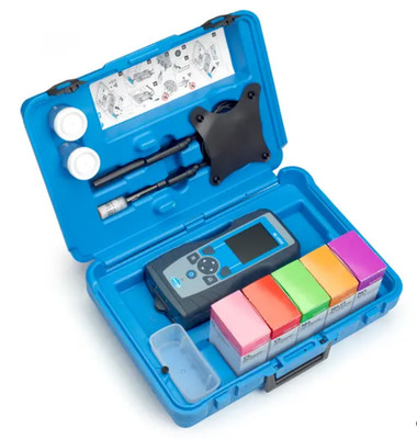 Hach SL1000 Portable Parallel Analyzer With Case, Chemkeys not included