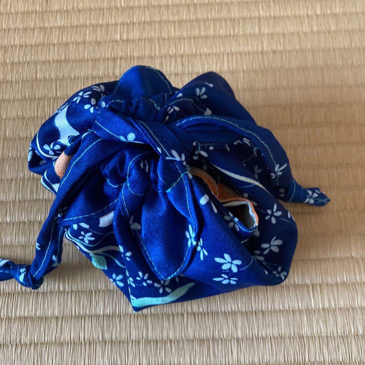Drawstring pouch navy floral pattern Japanese sty… - image 6