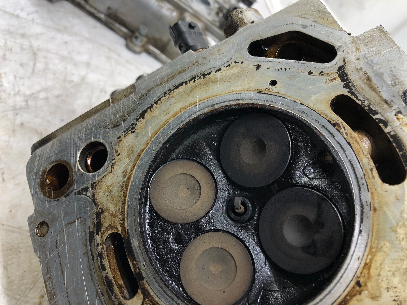 2014-2019 MASERATI GHIBLI 3.0L V6 LEFT DRIVER SIDE CYLINDER HEAD ASSE OEM 150K.
