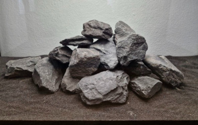 Aquarium Steine Aquascaping Basalt Barsche schwarz  8kg Größe S 5 - 10 cm
