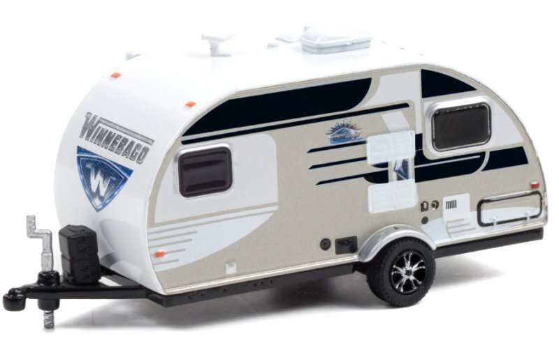 WINNEBAGO Winnie Drop - 2016 - silver / white - Greenlight 1:64
