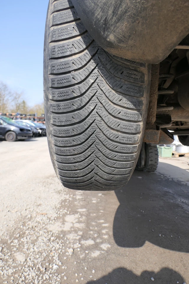 4x Golf 4 Bora Alufelgen Felgen 195/65 R15 Reifen wechseln OZ Sport01555200 23-C - Bild 3 von 4